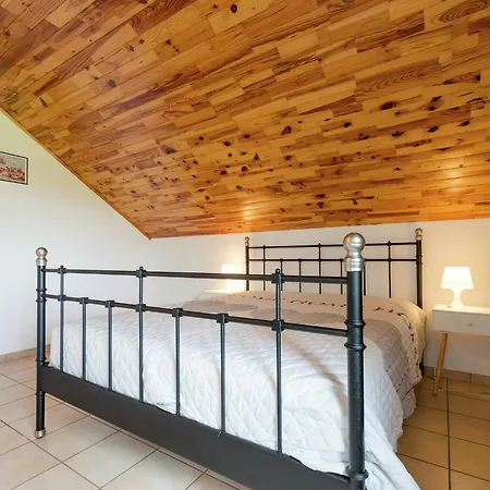 Magnificent In With Sauna Roofed, Cleaning Included * Brisy