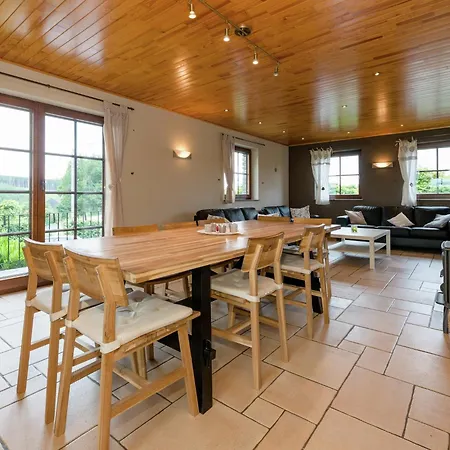 Magnificent In With Sauna Roofed, Cleaning Included Brisy