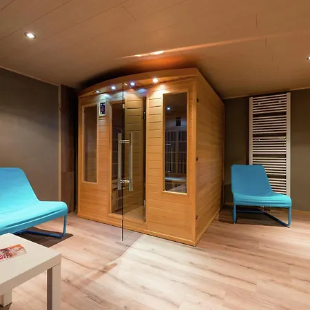 Magnificent In With Sauna Roofed, Cleaning Included Villa