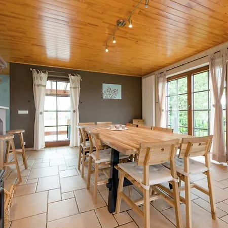 Villa Magnificent In With Sauna Roofed, Cleaning Included