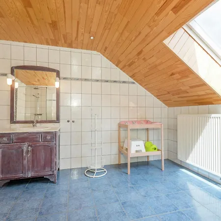Villa Magnificent In With Sauna Roofed, Cleaning Included